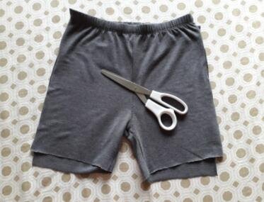 how turn tight yoga pants into shorts