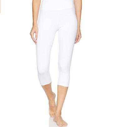 white capris yoga pants